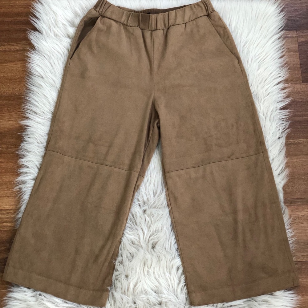 Wide Leg Capris
